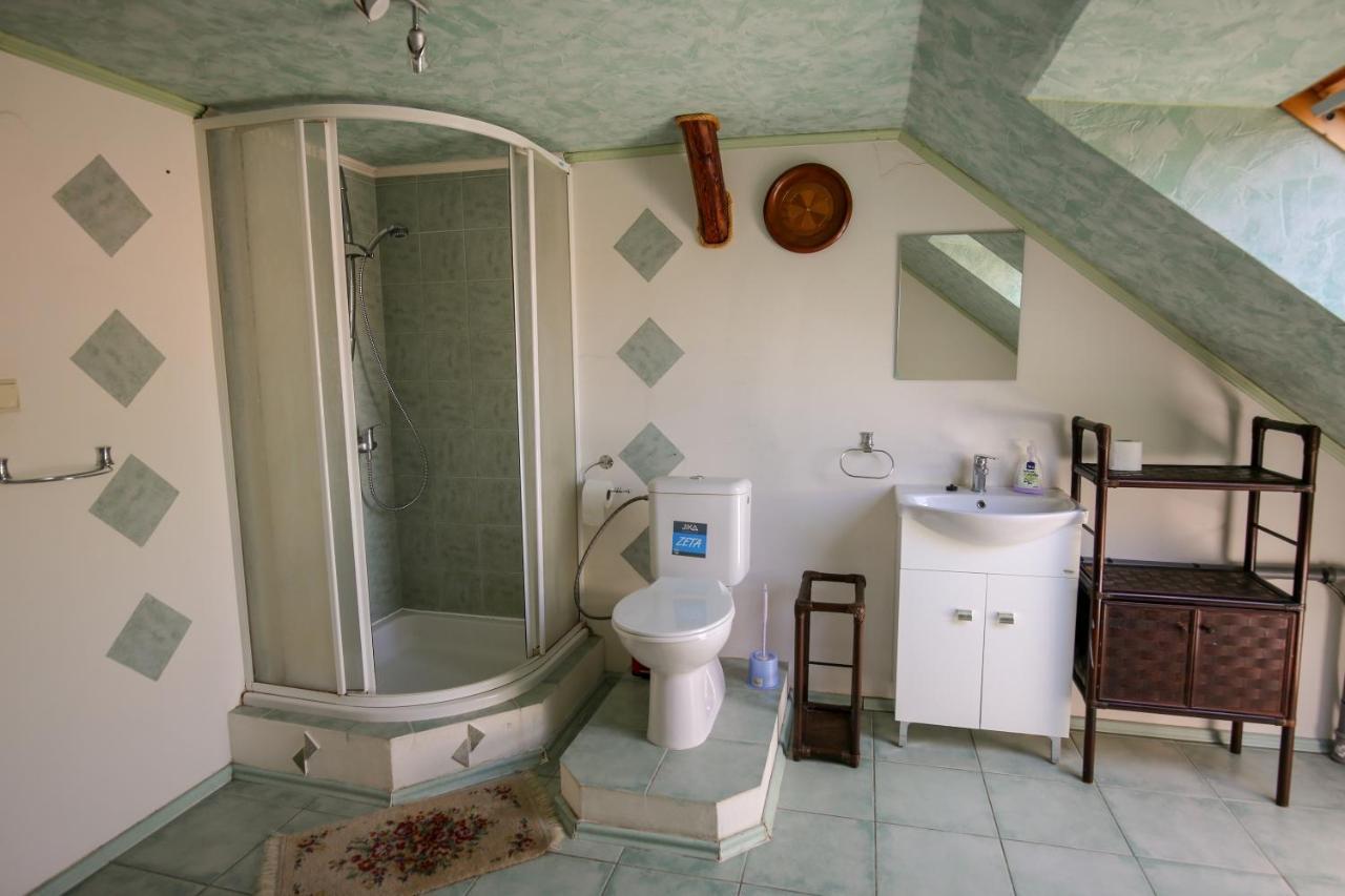 Villa Ametyst Štúrovo Buitenkant foto